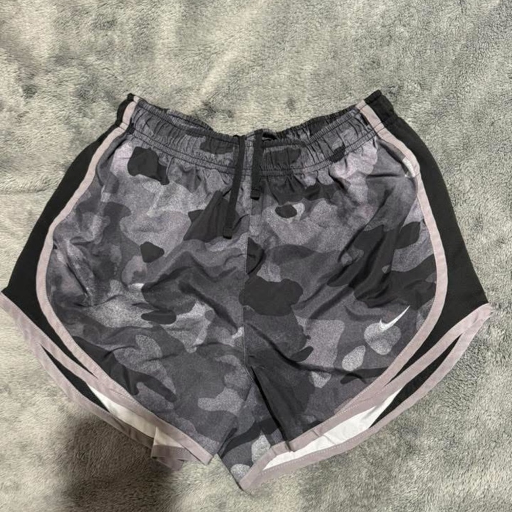 Nike Women's Black and Gray Camo Athletic Shorts
